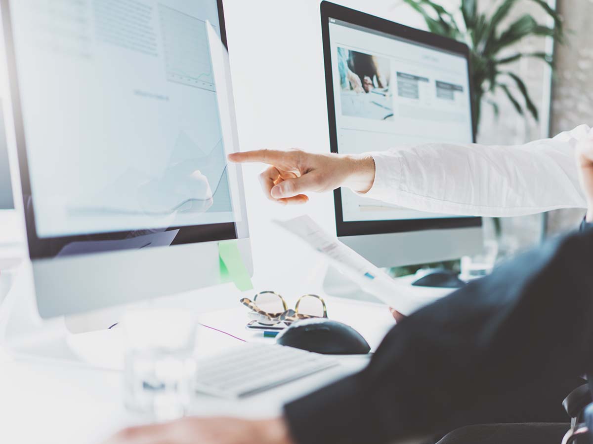 Fork-in-the-Road-What-Drives-Companies-to-a-Document-Generation-Solution-Experlogix