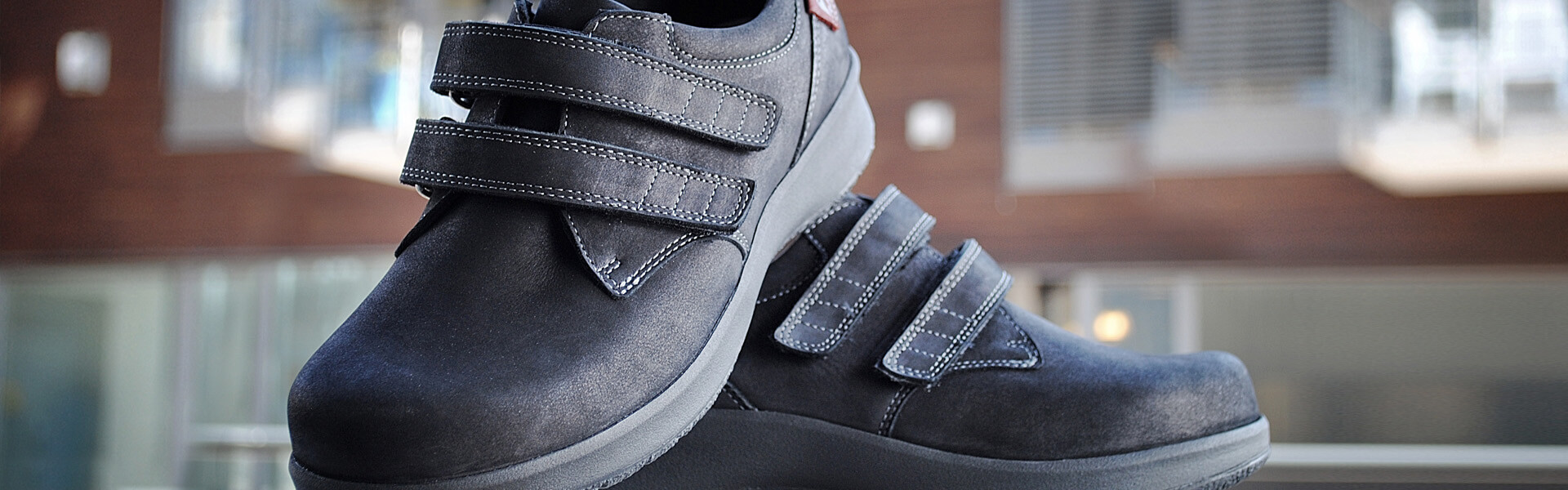 mss_aw15_01_1 A pair of shoes